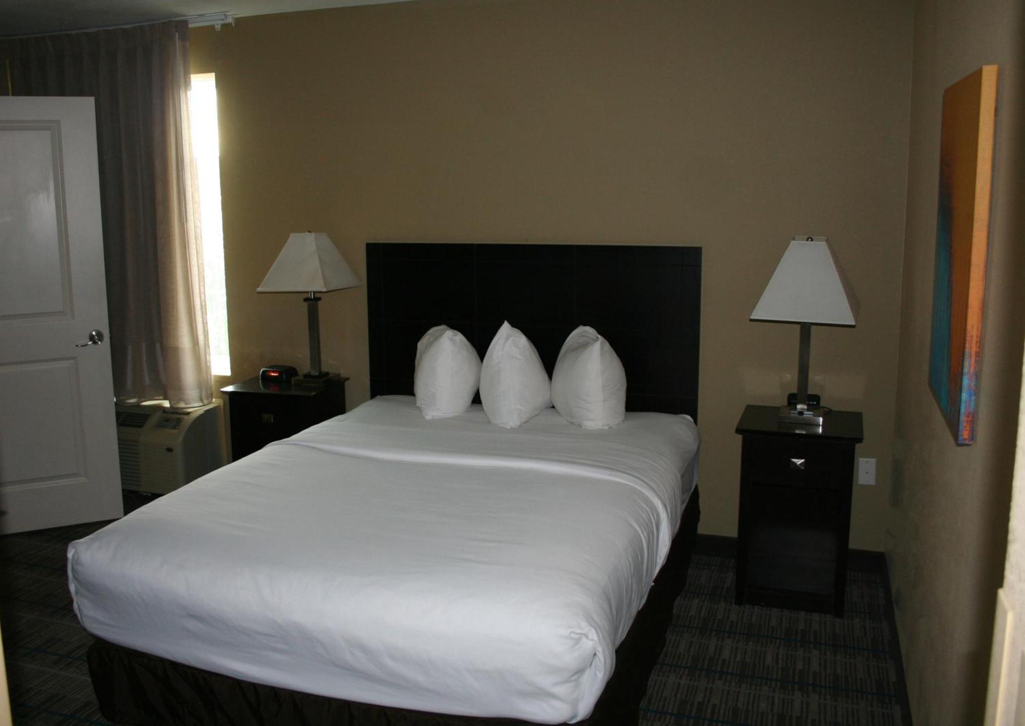 Mainstay Suites Jacksonville Near Camp Lejeune Exterior photo