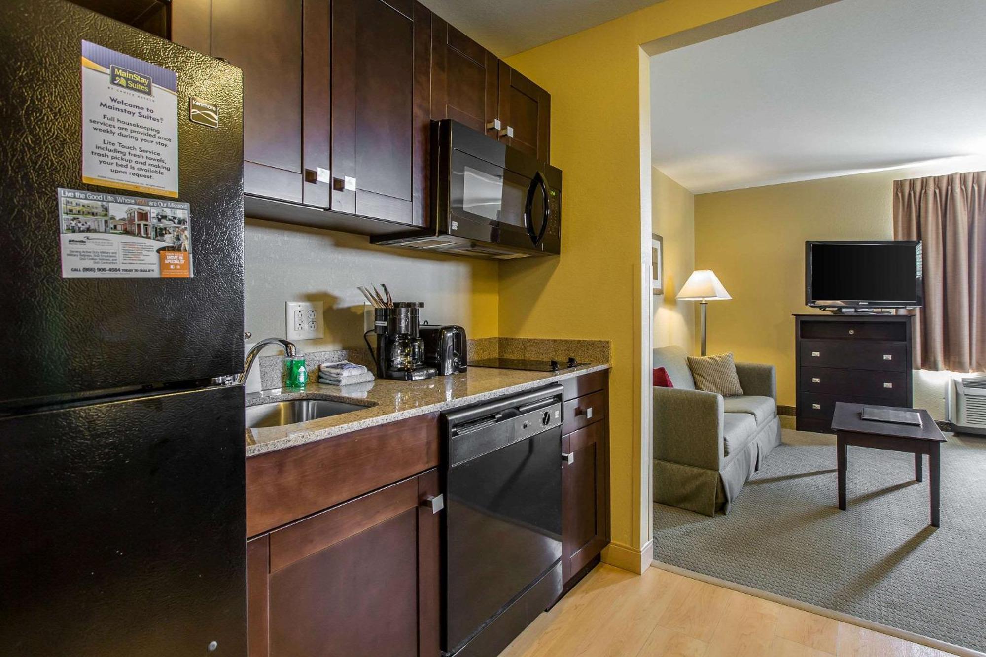 Mainstay Suites Jacksonville Near Camp Lejeune Exterior photo