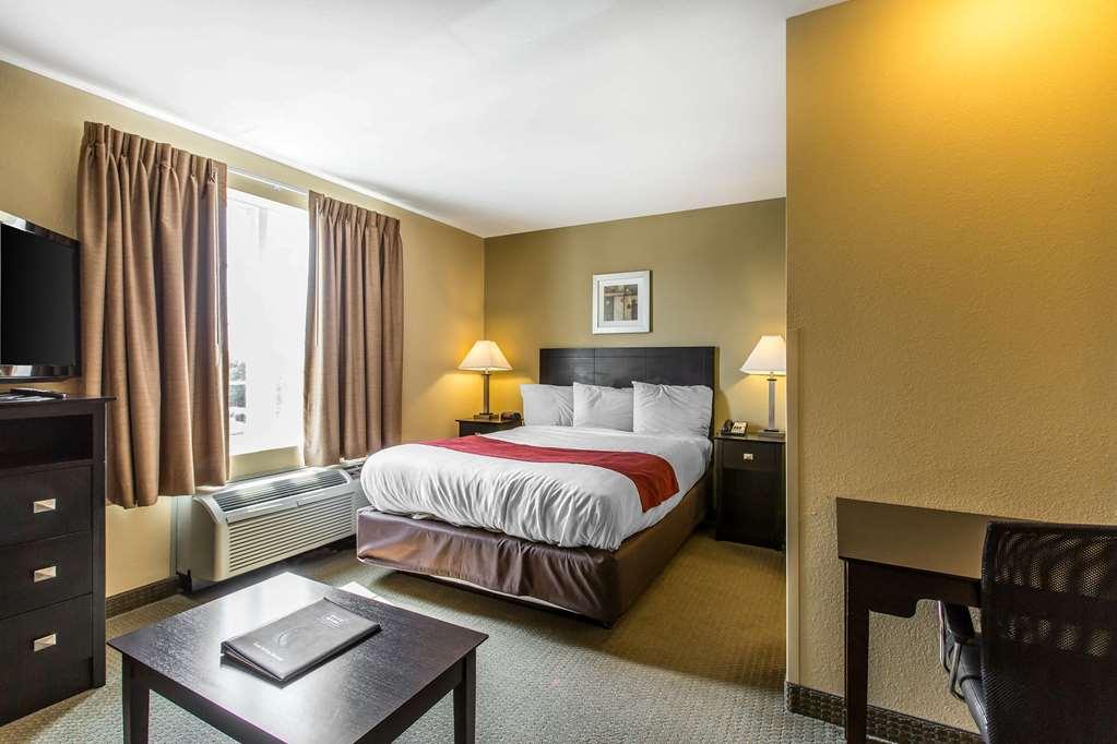 Mainstay Suites Jacksonville Near Camp Lejeune Room photo